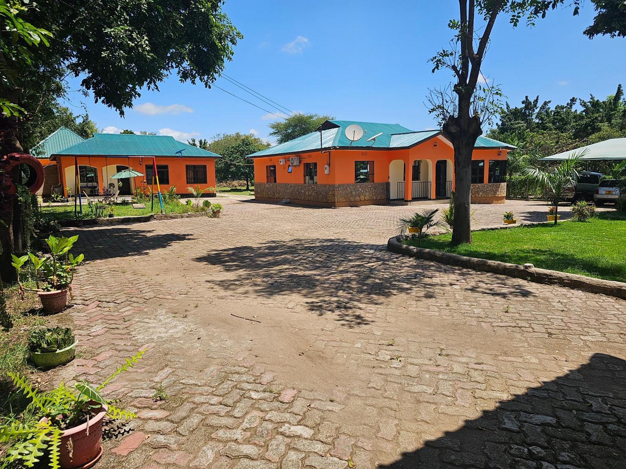 B-More Comfort Stay Boma la Ngombe Exterior photo