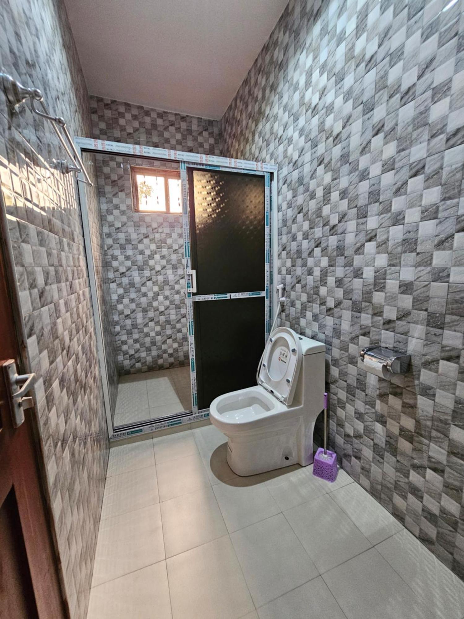 B-More Comfort Stay Boma la Ngombe Exterior photo